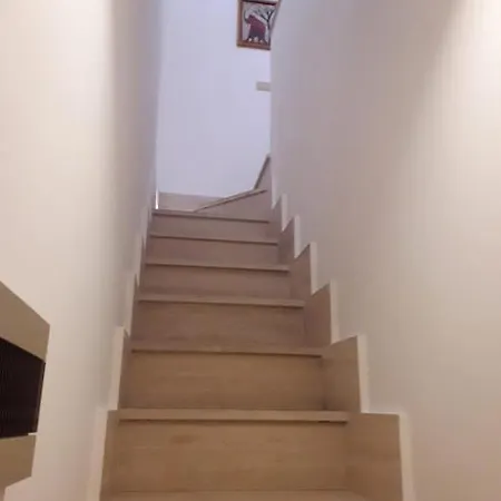 Apartment In A - Maristella